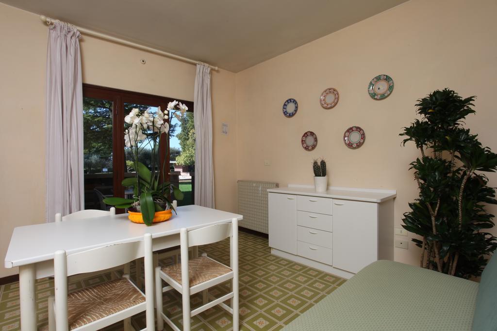 Appartamenti Casetto Bardolino Chambre photo