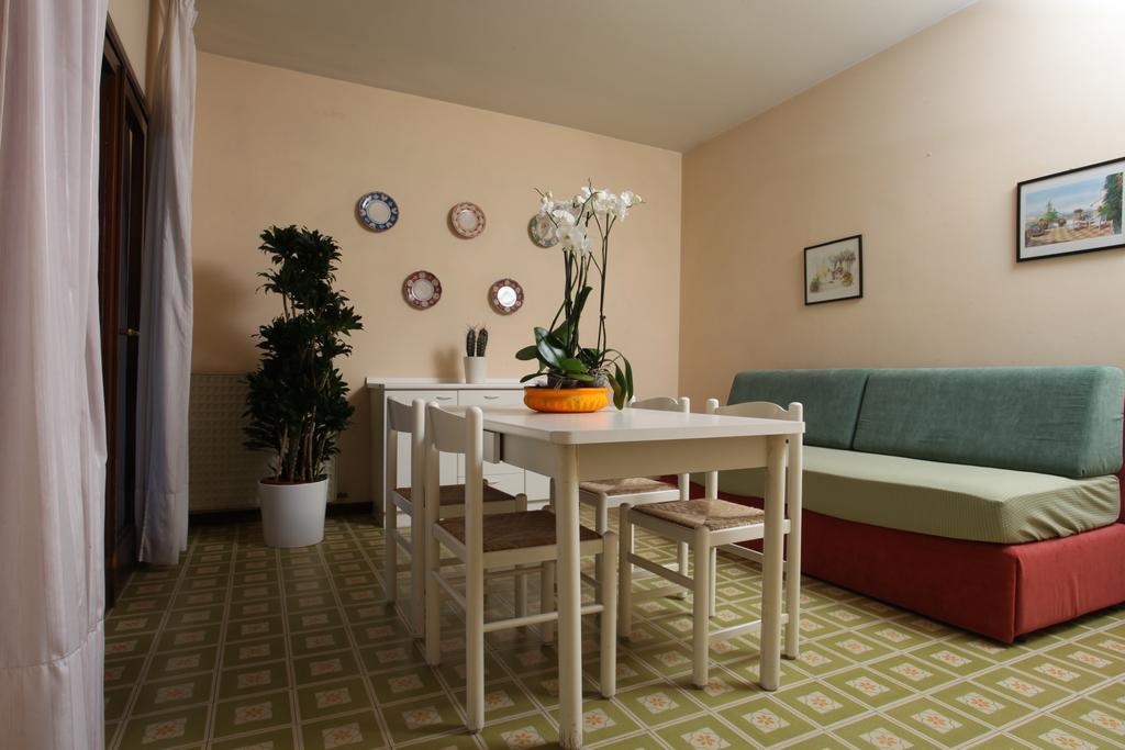 Appartamenti Casetto Bardolino Chambre photo